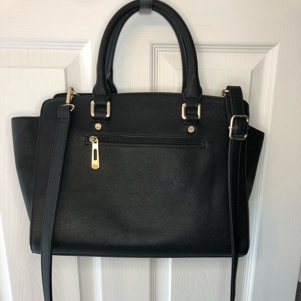Michael Kors - Picture 2 of 2